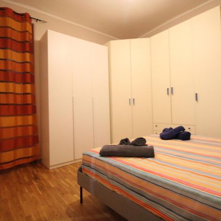 נאפולי Plebiscito Sweet Home מראה חיצוני תמונה