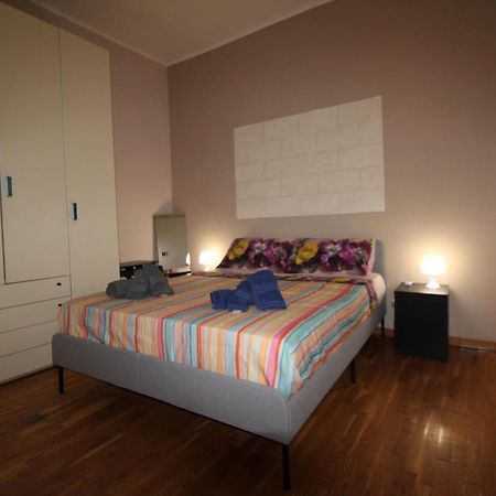 נאפולי Plebiscito Sweet Home מראה חיצוני תמונה